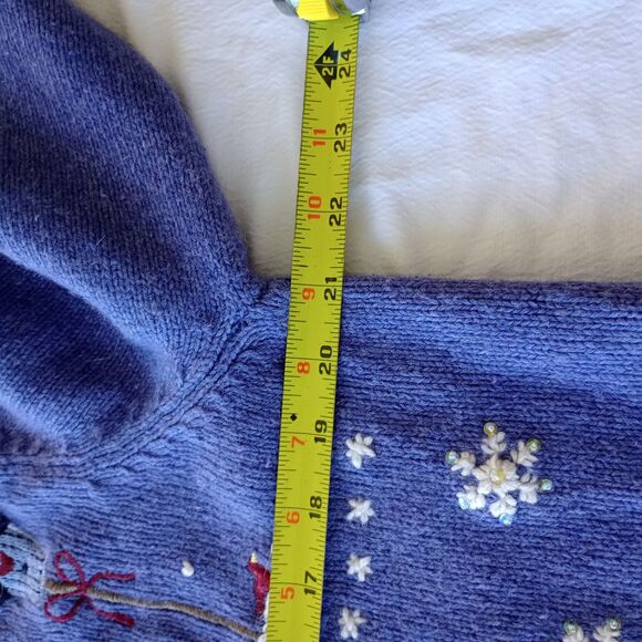 Croft & Barrow Women's Petite Medium Button Front Snowman Cardigan Winter Blue - Picture 7 of 9